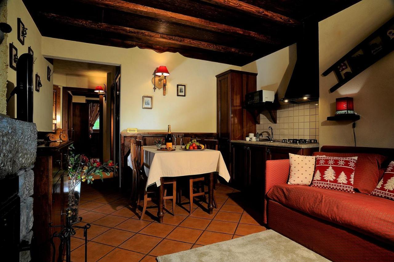 Residence Foyer D'Antan Brusson Exterior photo